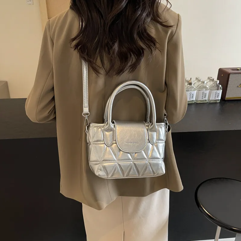 KARUISHA PU Handbag Women's Black Silver Burgundy White-6