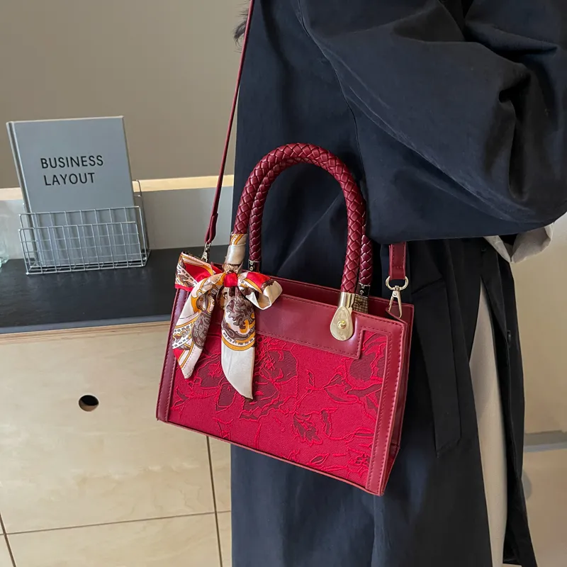 KARUISHA PU Patchwork Shoulder Bag Regular Women's Red/Burgundy-19