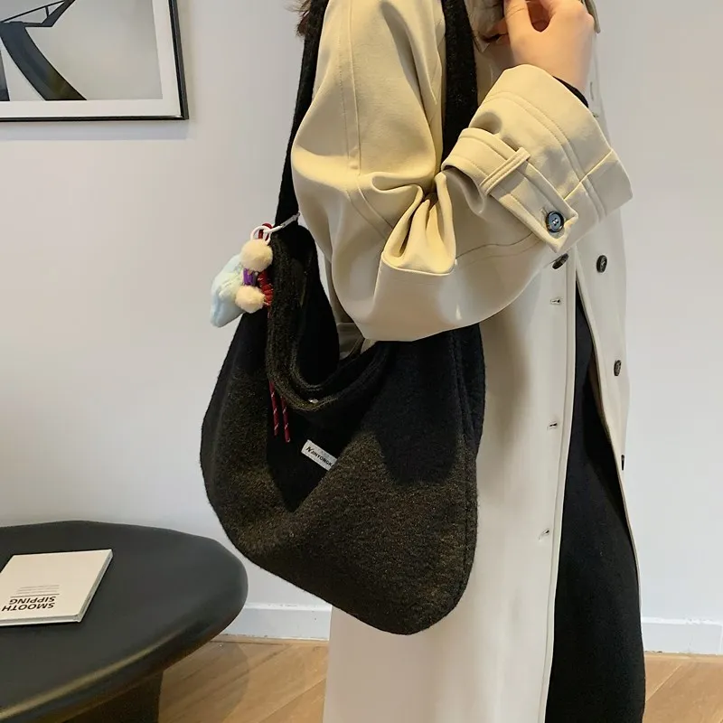 KARUISHA Woolen Handbag, Crossbody Bag, Shoulder Bag Regular Women's Multicolor-11