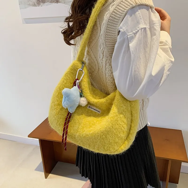 KARUISHA Woolen Handbag, Crossbody Bag, Shoulder Bag Regular Women's Multicolor-25