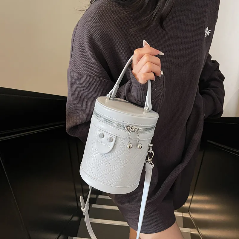 VERADONNA PU Bucket Bag, Shoulder Bag, Crossbody Bag, Handbag Women's Multicolor-9