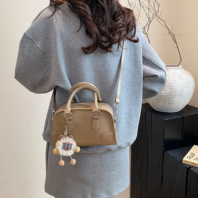 KARUISHA PU Shoulder Bag Crossbody Bag Handbag Regular Women's Ecru/Khaki/Coffee/Black-7