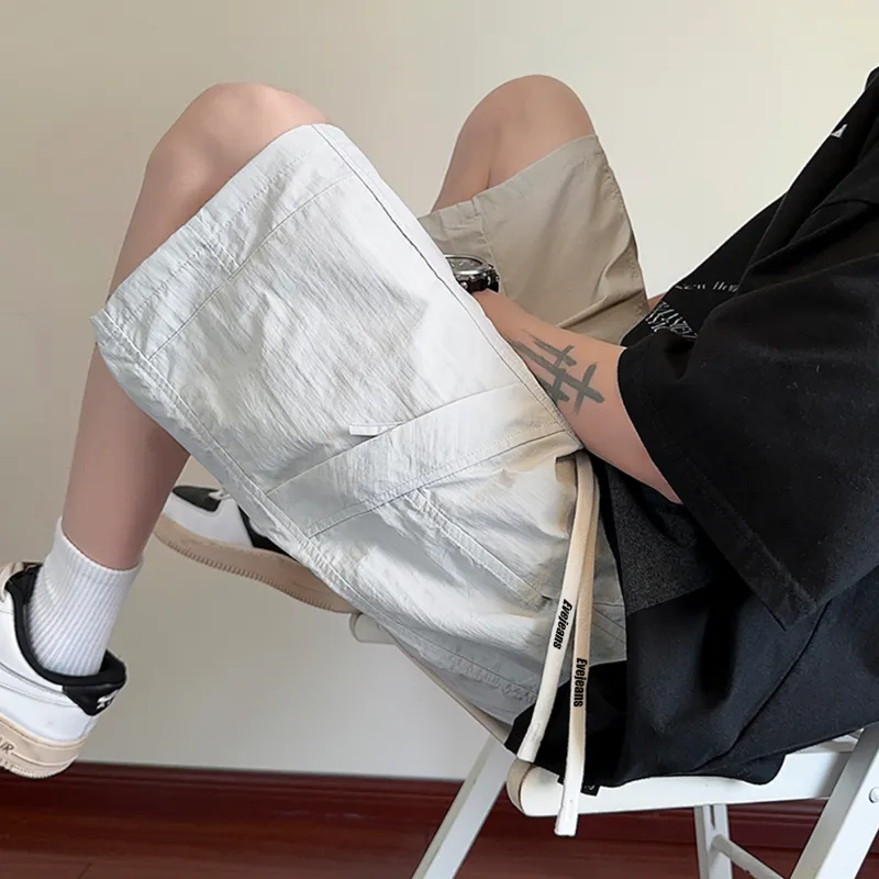 Yiwen Cargo Shorts Unisex-19