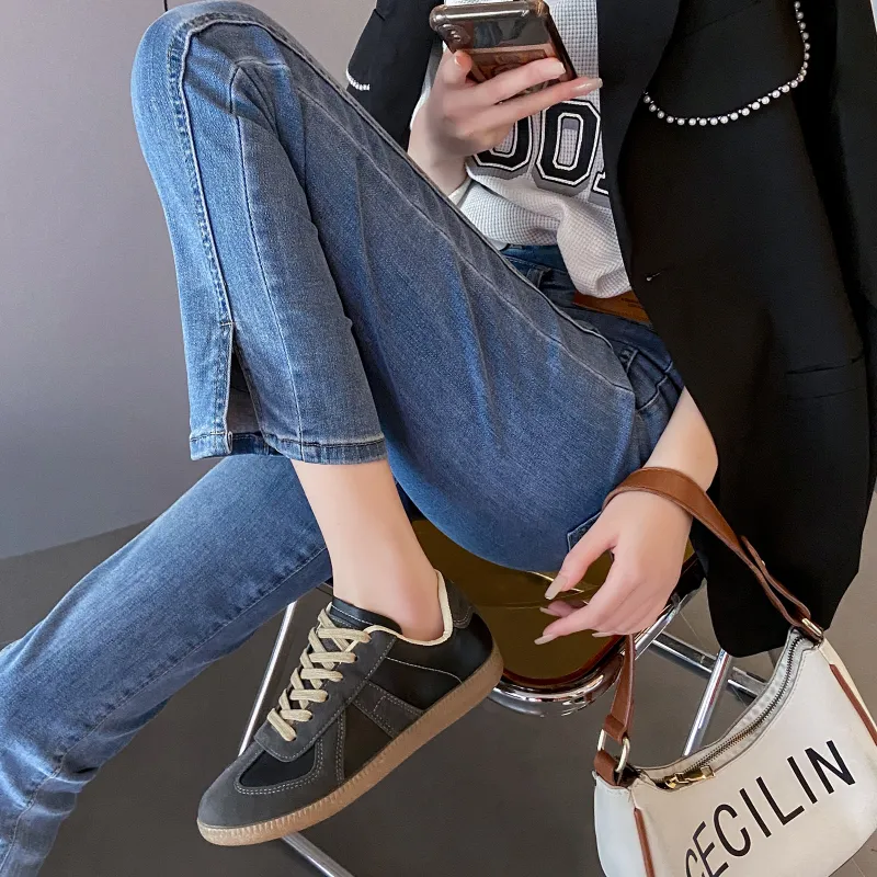 YOBN SMILE Anti-Slip Wear-Resistant Low-Top Skateboard Shoes Women's-10