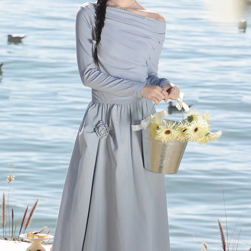 Alxnan Long Sleeved Dress Women's Light Blue-3