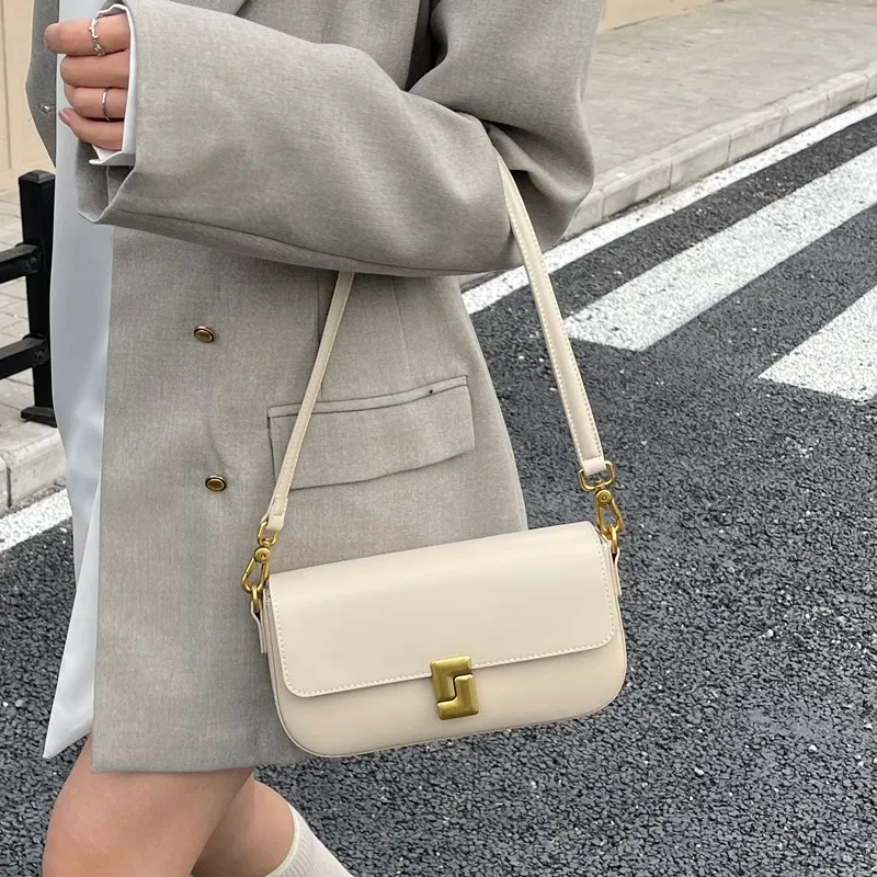 Kevin Cohen Cow Leather With Synthetic Leather Underarm Crossbody Bag, Shoulder Bag Regular Women's Milkshake White-2