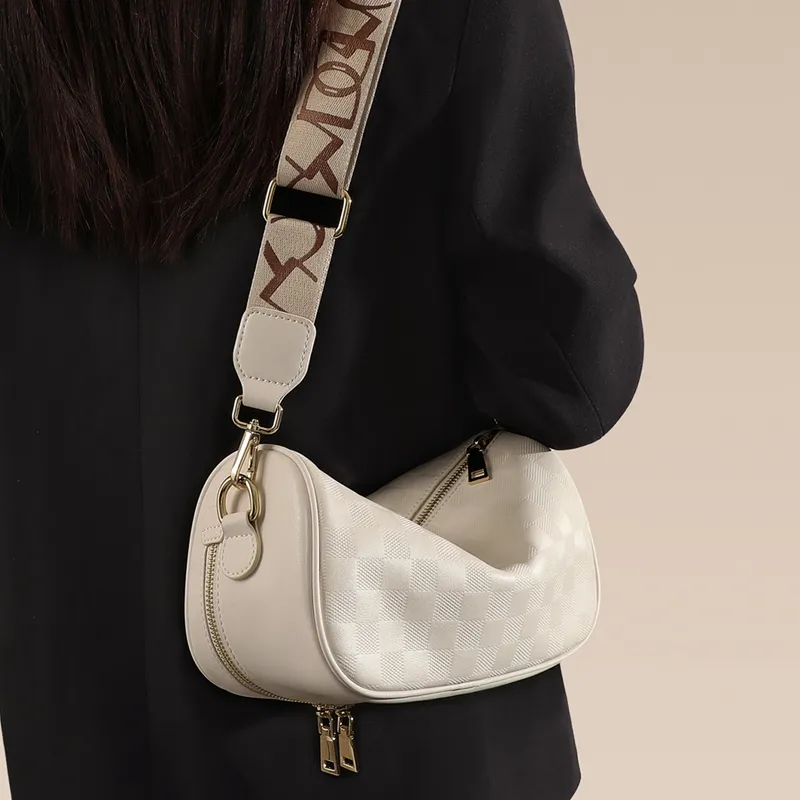 Kevin Cohen Cow Leather With Synthetic Leather Shoulder Bag Women's White/Black-4