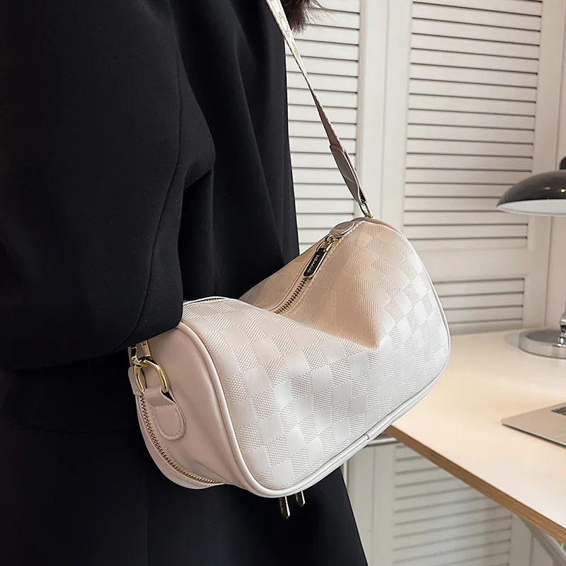 Kevin Cohen Cow Leather With Synthetic Leather Shoulder Bag Women's White/Black-5