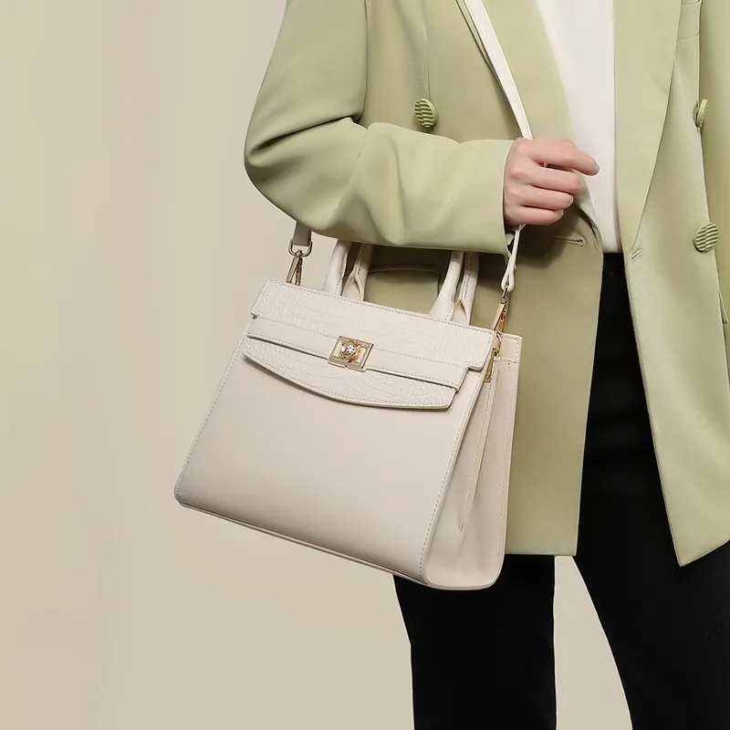 Kevin Cohen Cow Leather With Synthetic Leather Handbag Regular Women's Ecru-4