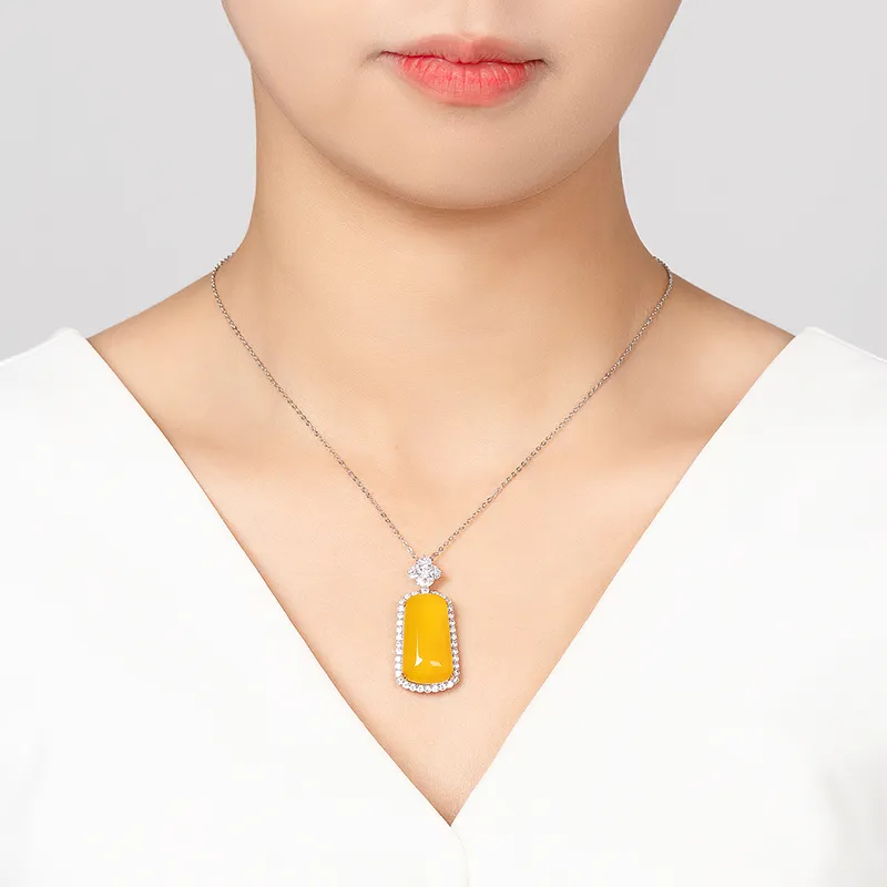 Begoris Chalcedony Necklaces Unisex-3