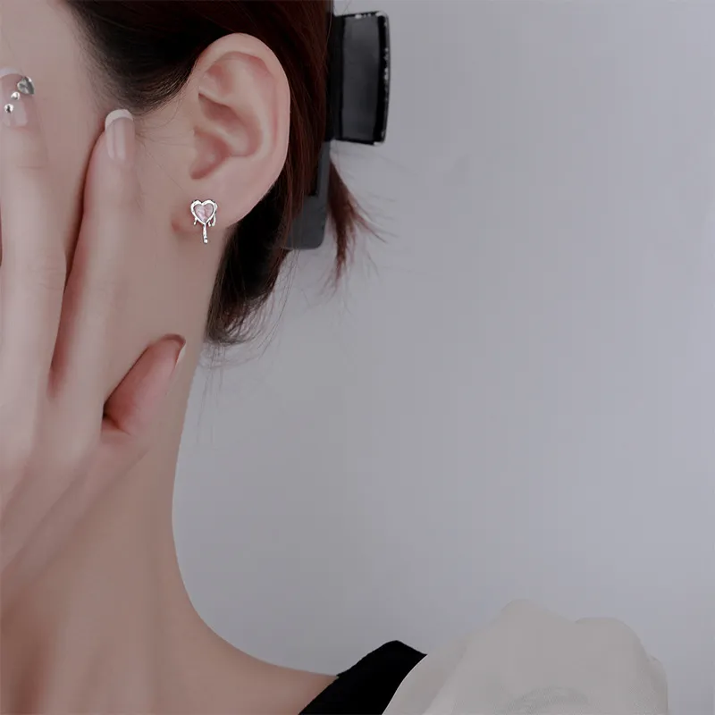 GIFT&CO S999 Fine Silver Stud Earrings Women's-1