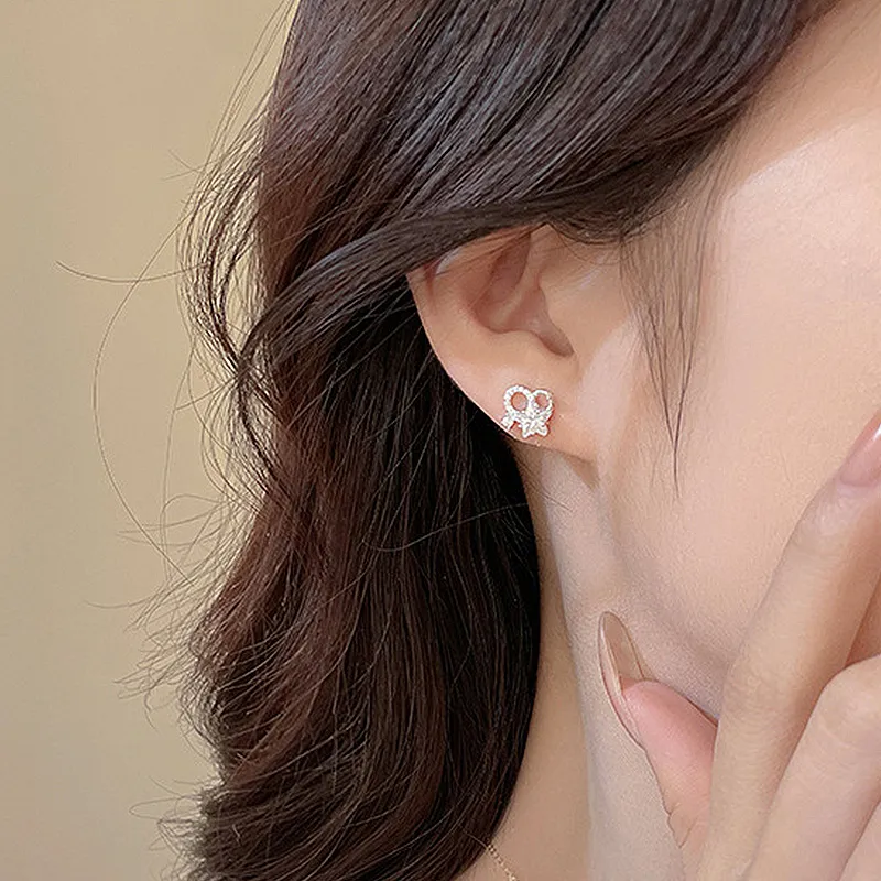 GIFT&CO S925 Silver Stud Earrings Women's-1