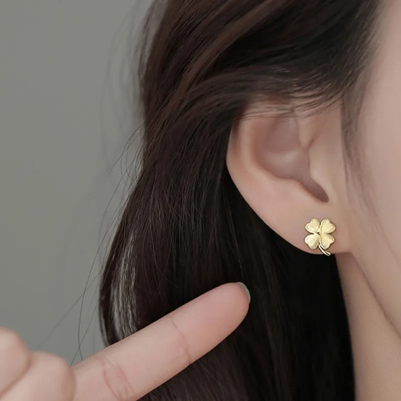 JIACUIYUN Glass Cat Eye Stud Earrings Women's-1