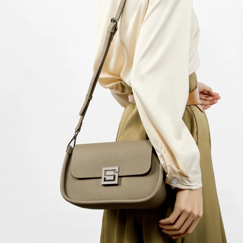 PESASRIE Top Grain Cow Leather Shoulder Bag Women's Multicolor-3