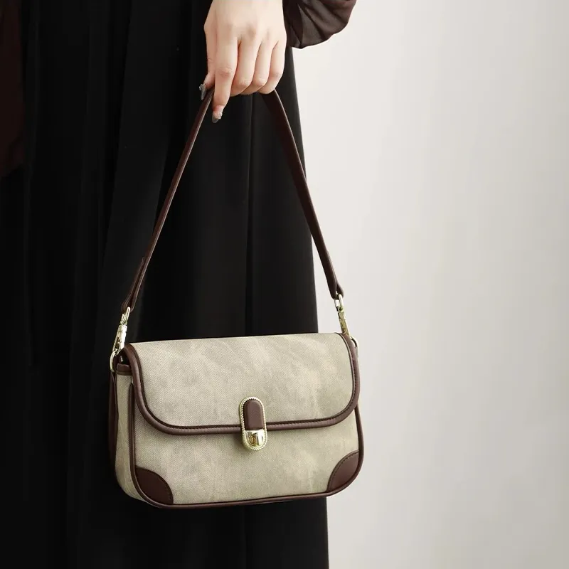 PESASRIE Microfiber Synthetic Leather Shoulder Bag Women's Green-4
