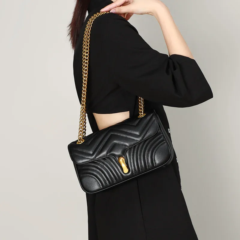 PESASRIE Cow Leather Crossbody Bag Shoulder Bag Women's Ecru/Black-8