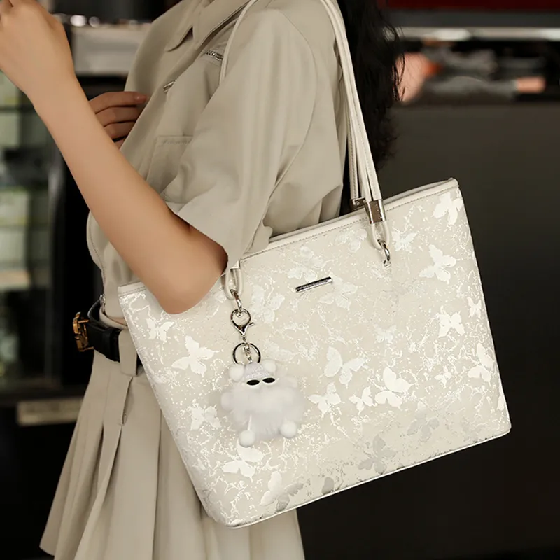 PESASRIE PU Shoulder Bag Regular Women's Silver Light Butterfly-8