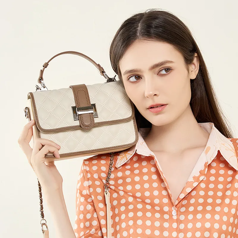 PESASRIE Cow Leather Crossbody Handbag Regular Women's Black/Ecru-5