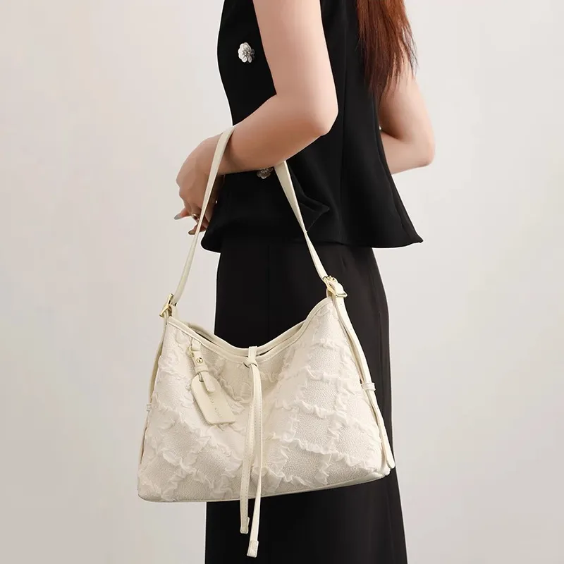 PESASRIE Microfiber Synthetic Leather Shoulder Bag Women's Ecru-4