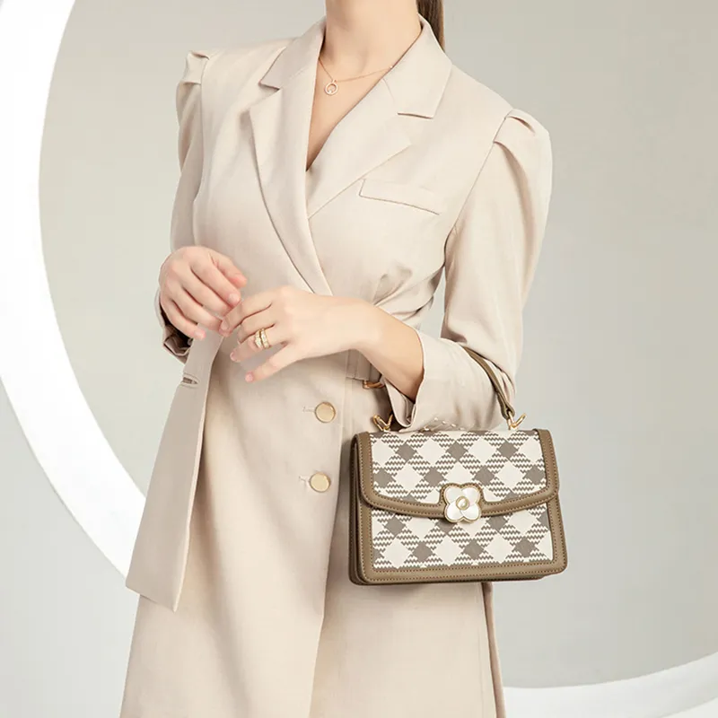 PESASRIE PVC Shoulder Bag, Crossbody Bag, Handbag Women's Plaid White-7