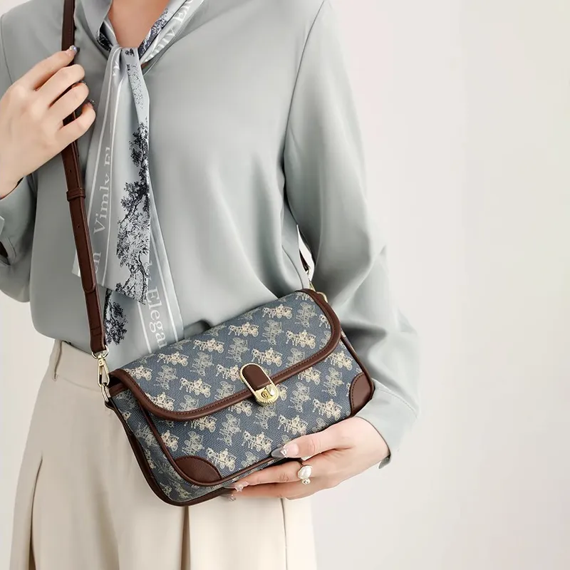 PESASRIE PVC Shoulder Bag, Crossbody Bag Regular Women's Blue-4