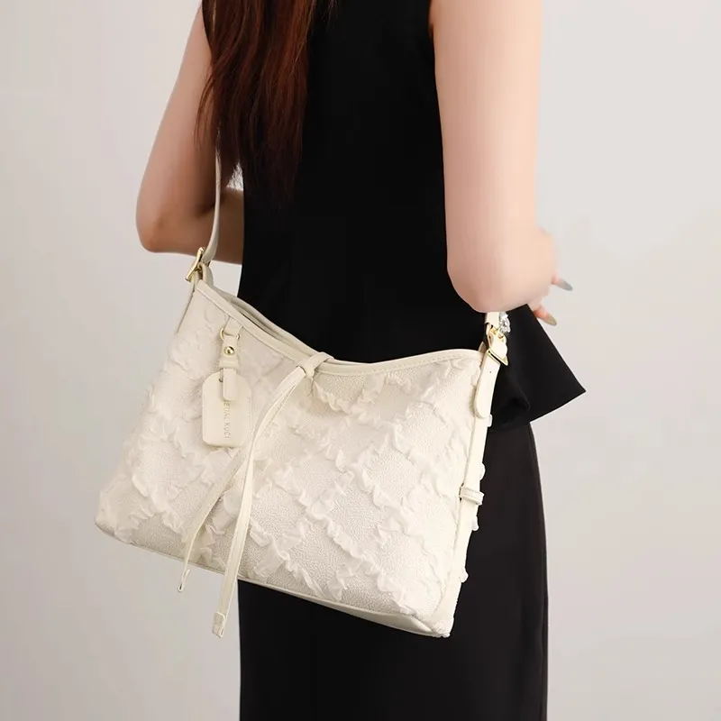 PESASRIE Microfiber Synthetic Leather Shoulder Bag Women's Ecru-2