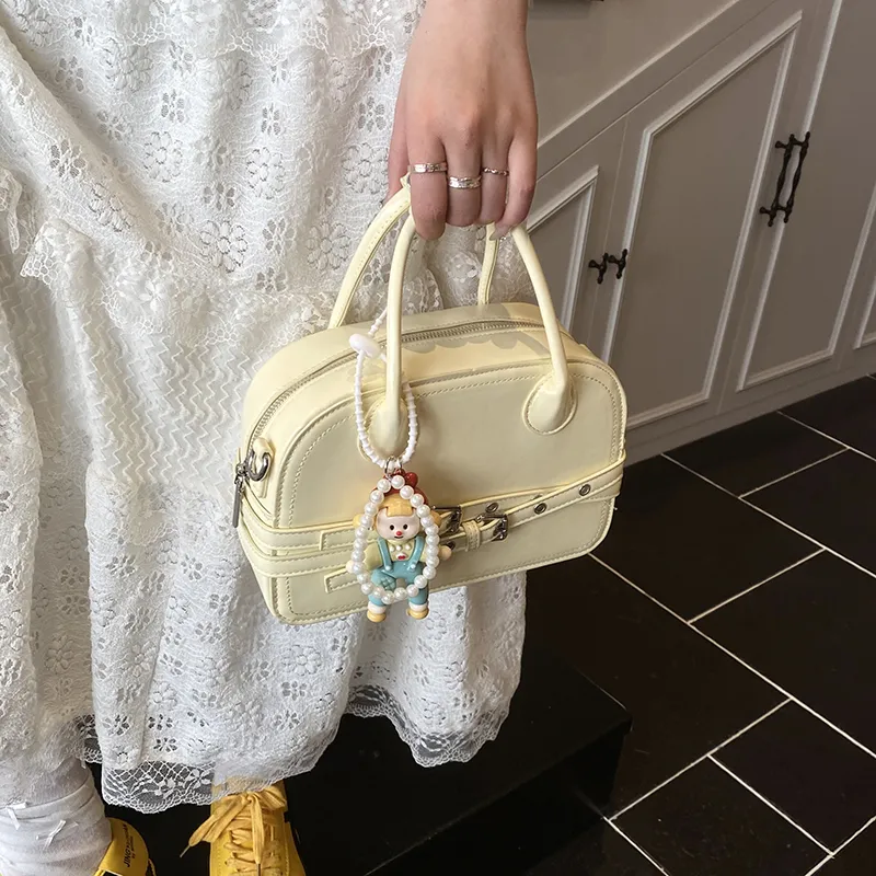 Champion Cub PU Handbag Regular Women's White/Yellow/Blue/Black-5