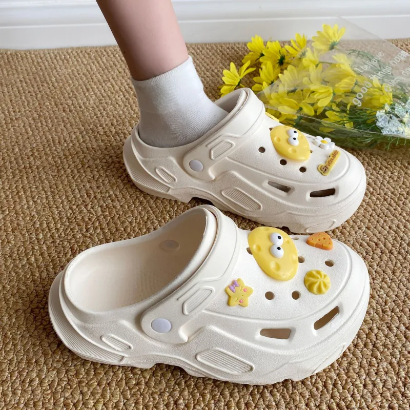 Toureba Slippers / Home Slippers-2