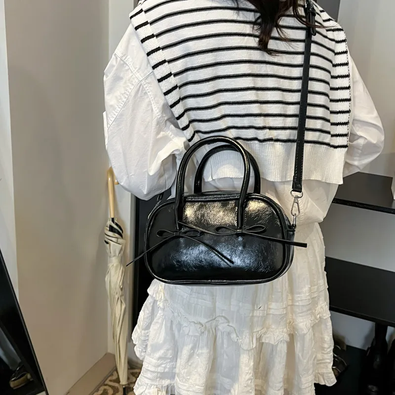 Yi Brigade PU Handbag Regular Women's White/Silver/Black/Red/Coffee/Brown-22