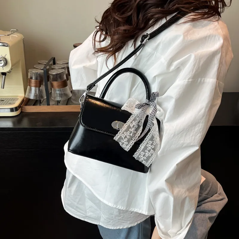 Yi Brigade PU Shoulder Bag, Crossbody Bag, Handbag Women's Pink/White/Blue/Black-9