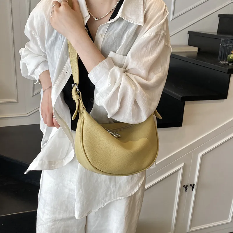 Yi Brigade PU Crossbody Bag, Shoulder Bag Regular Women's Black/White/Yellow/Red-9