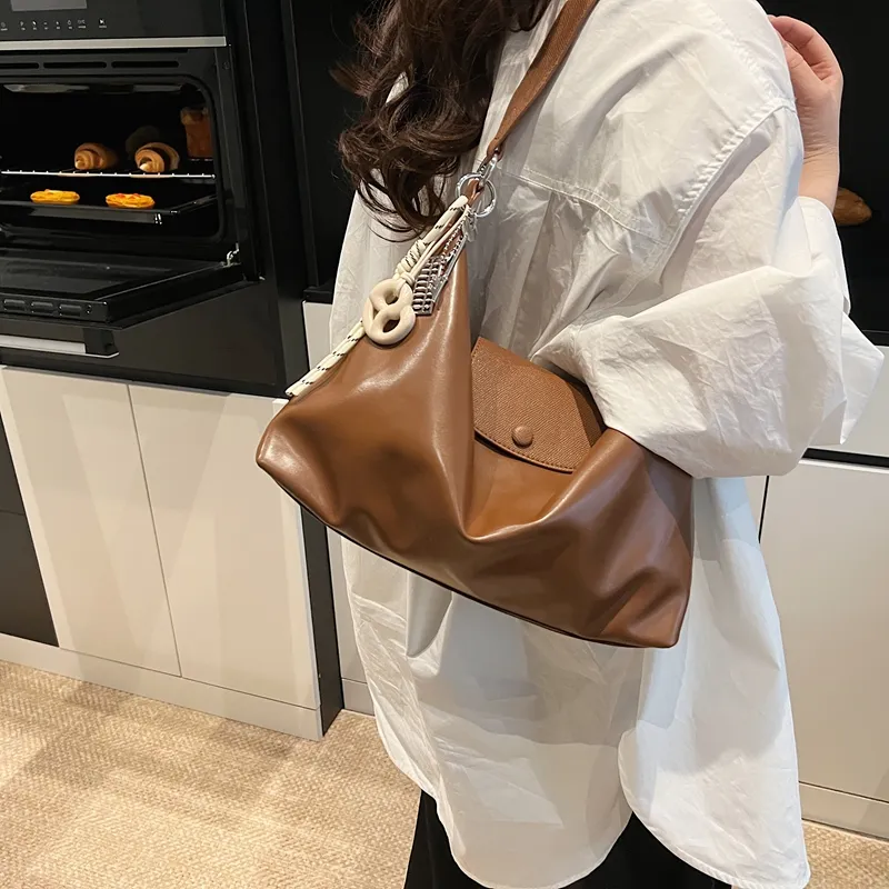 Bansusu PU Tote Bag Shoulder Bag Regular Women's White & Khaki/White & Brown/Brown/Black-11
