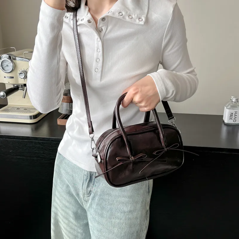Yi Brigade PU Handbag Regular Women's White/Silver/Black/Red/Coffee/Brown-18