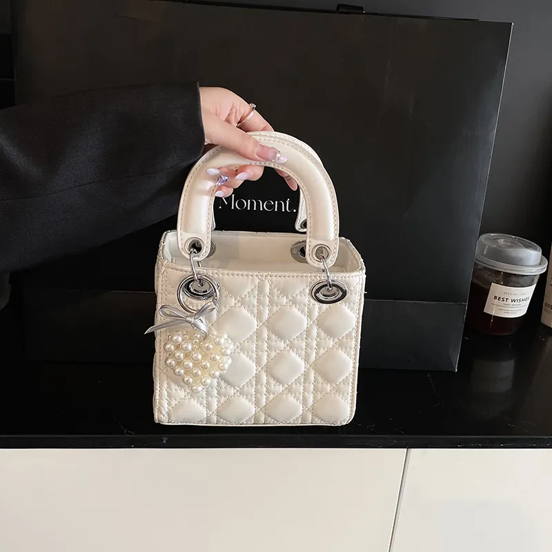 Bansusu PU One Shoulder Handbags Regular Women's White/Black/Blue/Pink-1