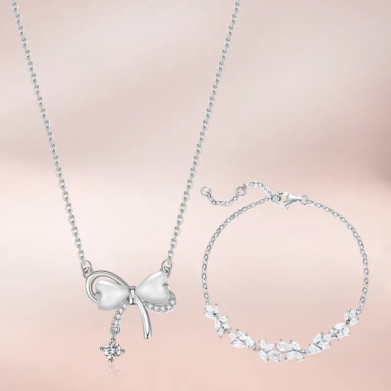 MOREL Glass Cat Eye Necklaces Unisex-2