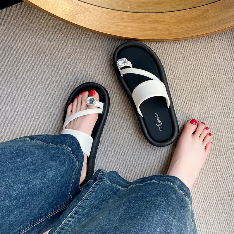 Ailise Sandal Slippers White/Black-3