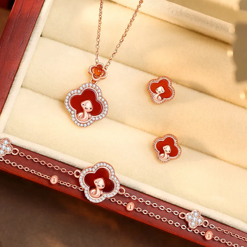 Eclater Agate Necklaces Women's-3