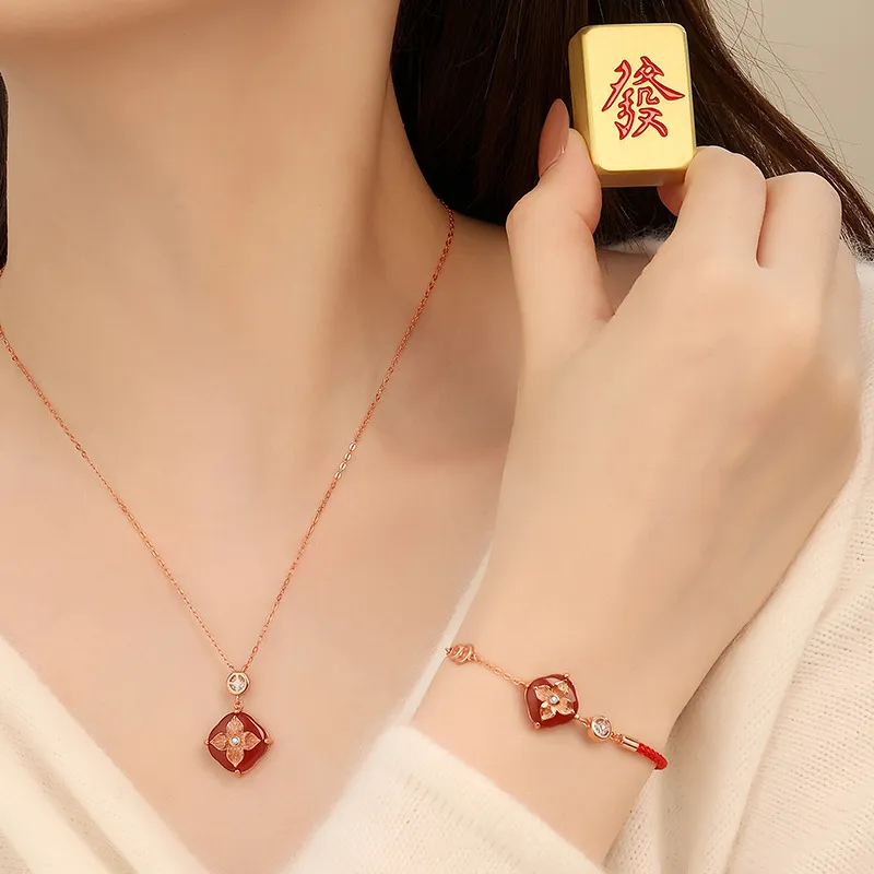 Eclater Agate Necklaces Women's-9