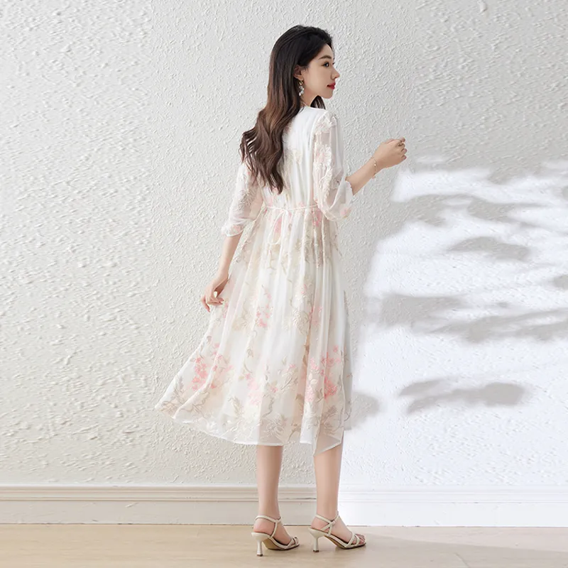 To The West Long-Sleeved Dresses Women's White Base Pink Large Floral Embroidered-3