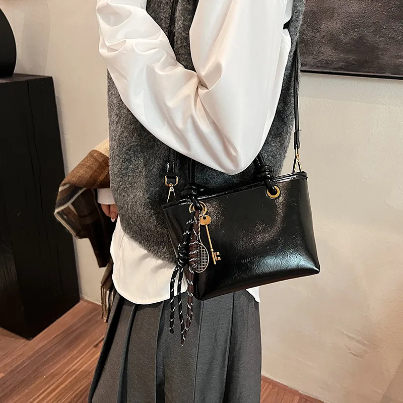 ZAVC PU Handbag Women's Black/Brown/Coffee/Red-11