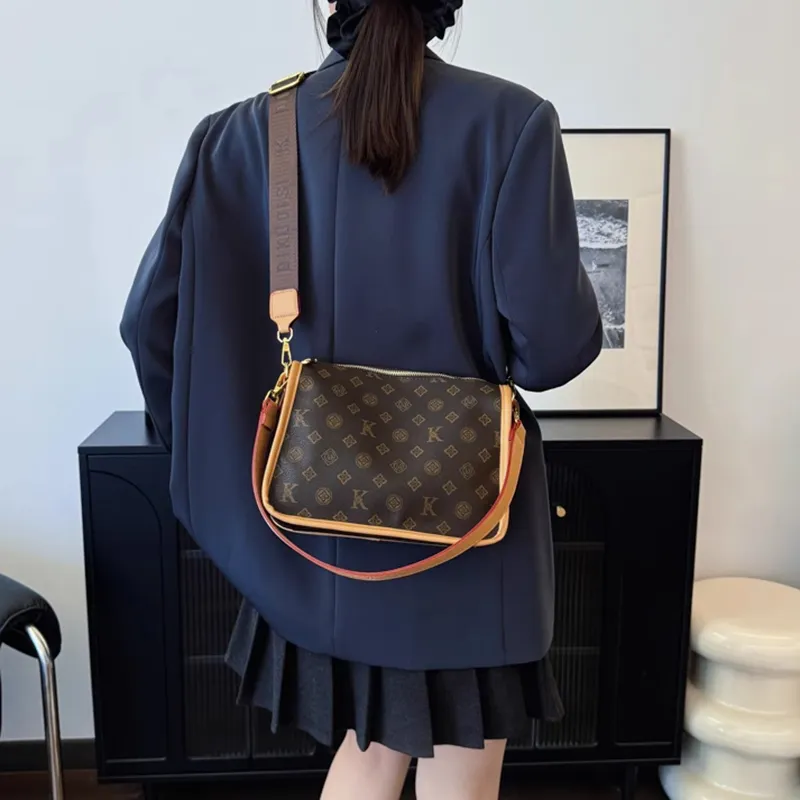 ZAVC PU Shoulder Bag, Crossbody Bag Regular Women's Khaki/Brown-4