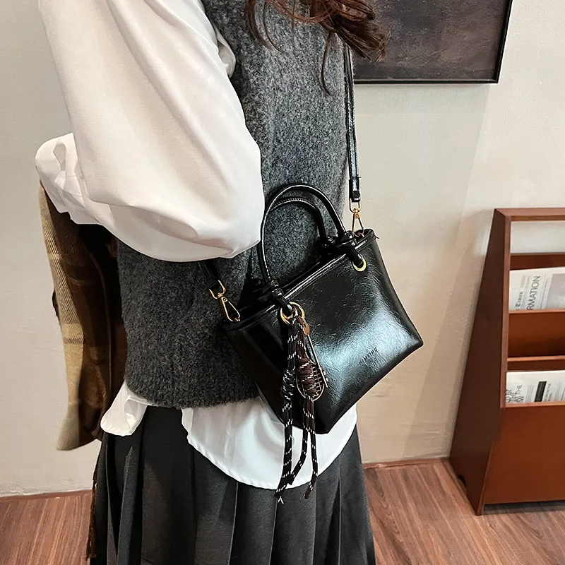 ZAVC PU Handbag Women's Black/Brown/Coffee/Red-13