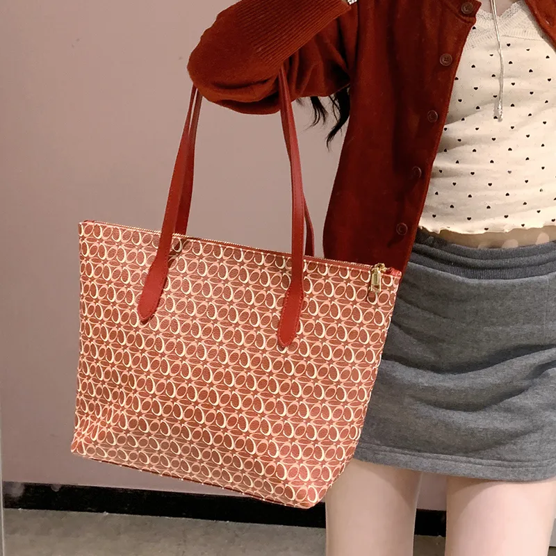 COCOEVA PVC & PU Tote Bag, Shopping Bag, Shoulder Bag Women's Lucky Red/Brown Coral-4