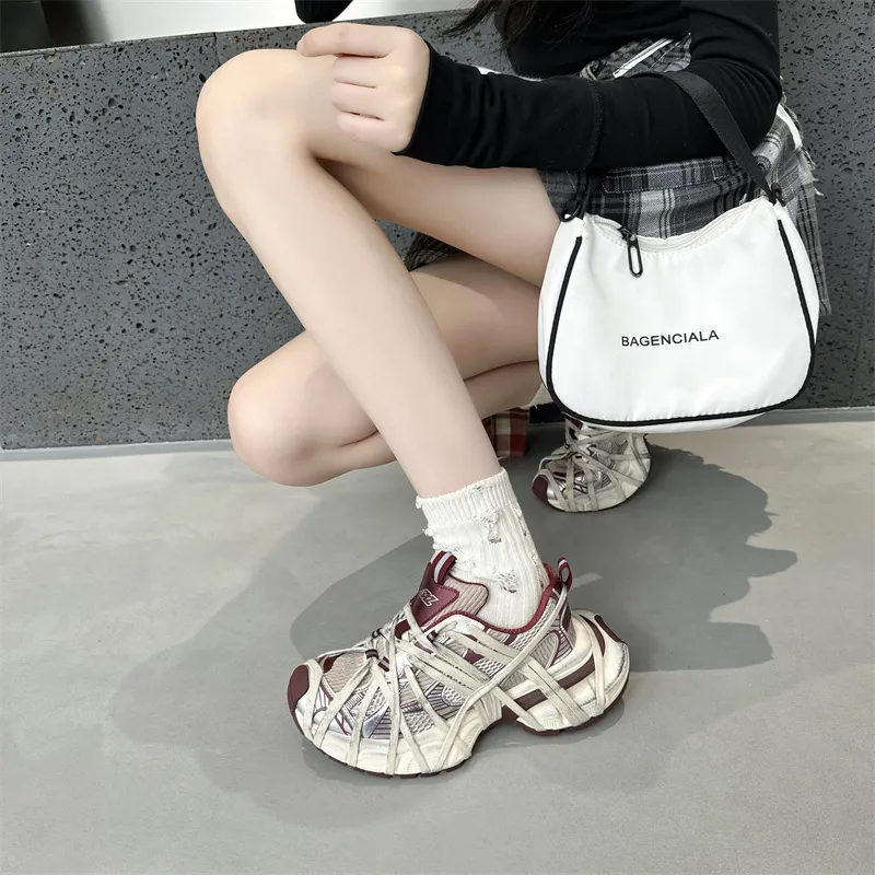 Baibianzhiheren Chunky Sneakers Unisex Angla Red-3