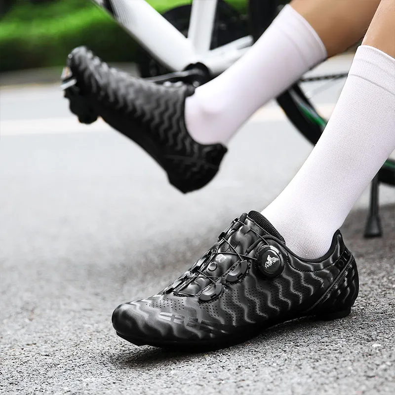 Baibianzhiheren Low Top Cycling Shoes Unisex-3