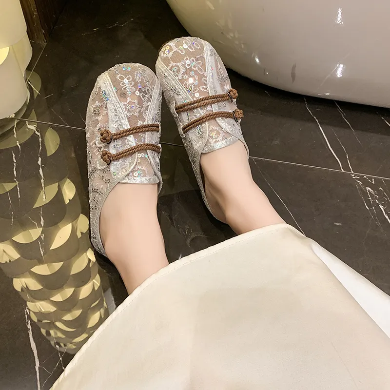 Baibianzhiheren Quiet Closed Toe Mules Women's-1