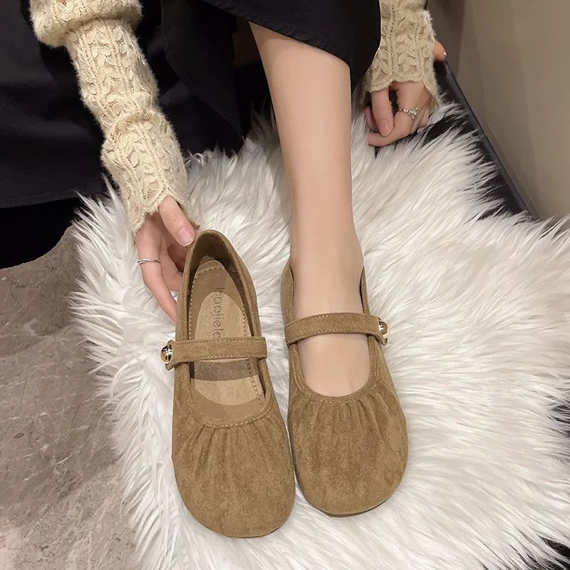 Baibianzhiheren Beanie Shoes Women's-9