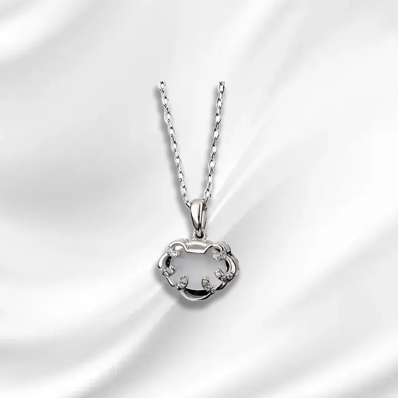 Datang Guoding Chalcedony Jade Necklaces Women's-1