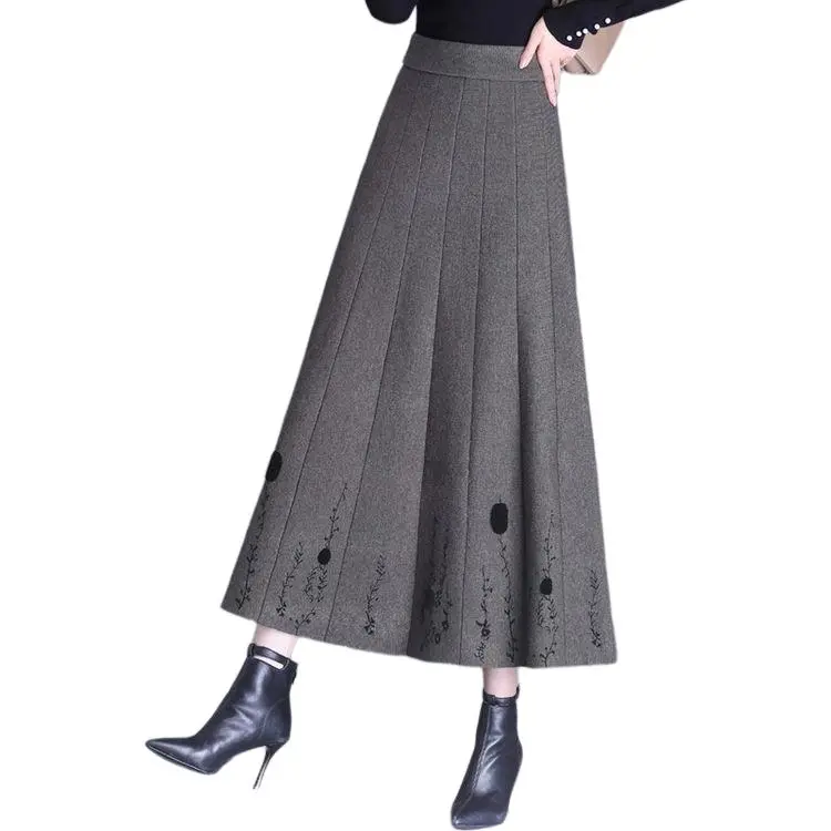 PIERRE CARDIN Knit Long Skirts Women's-6