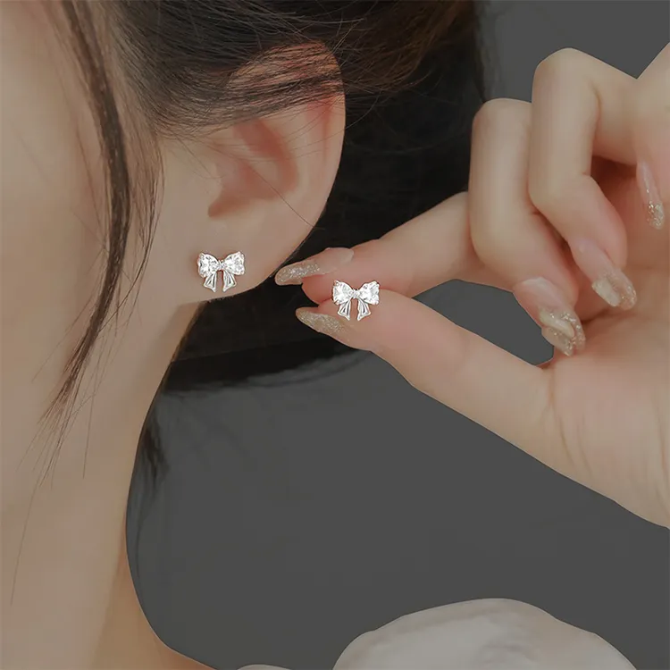 JOLLY NOTE Sterling Silver Stud Earrings Women's Good Luck-1